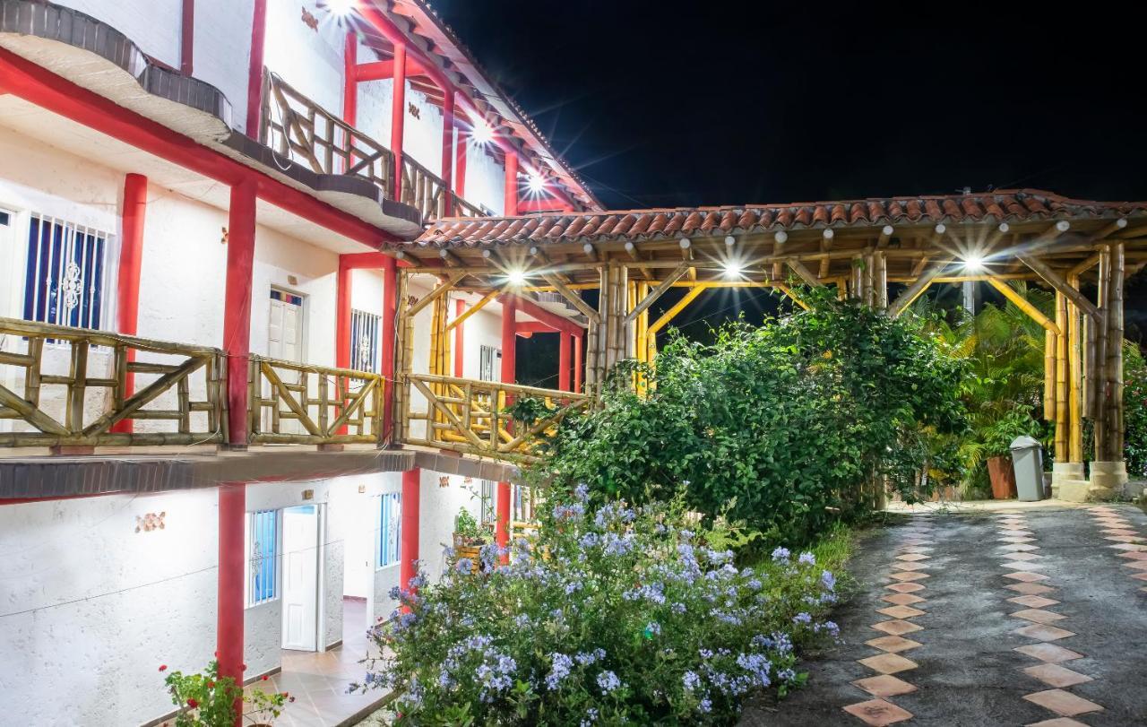 Hotel Verde Menta San Gil Buitenkant foto